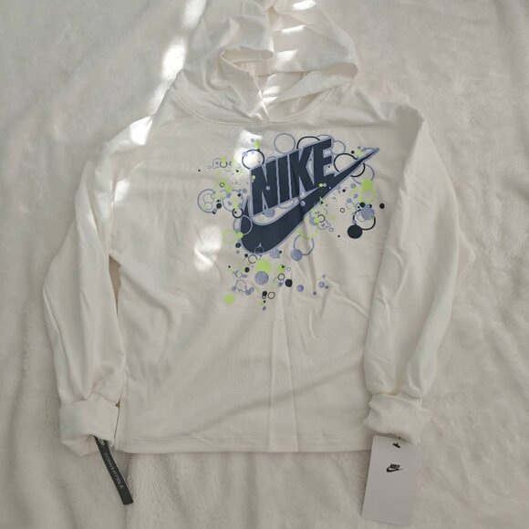 NWT Nike Girl's lightweight Dream Chaser Pullover Hoodie Shirt - Picture 2 of 2